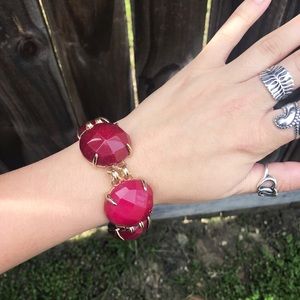 Kendra Scott Jewelry - Kendra Scott Fuschia Jade Cassie Kendra Scott Jewelry - Kendra Scott Fuschia Jade Cassie
